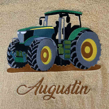 Serviette personnalisable brodée "Tracteur " 140 cm x 70 cm